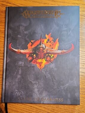Warhammer: Slaves to Darkness Hardcover Artbook - 3rd Edition